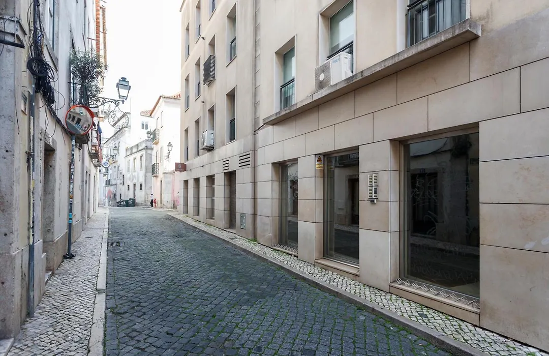 Shared Accommodation In Bairro Alto - Chiado-1
