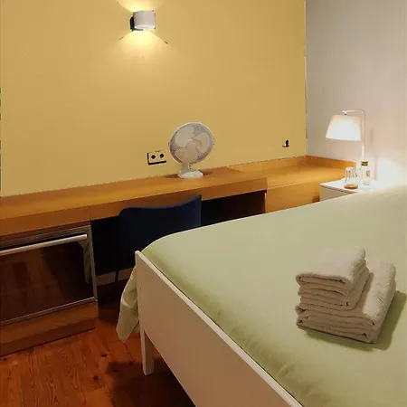 Shared Accommodation In Bairro Alto - Chiado-2